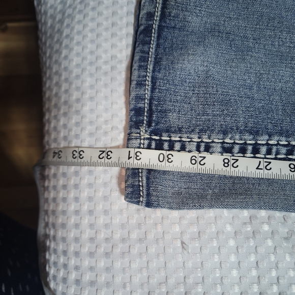 PAISLEY SKY EUC WOMENS SZ 14 EMBELLISHED FLARED DENIM BLUE JEANS - Picture 2 of 8